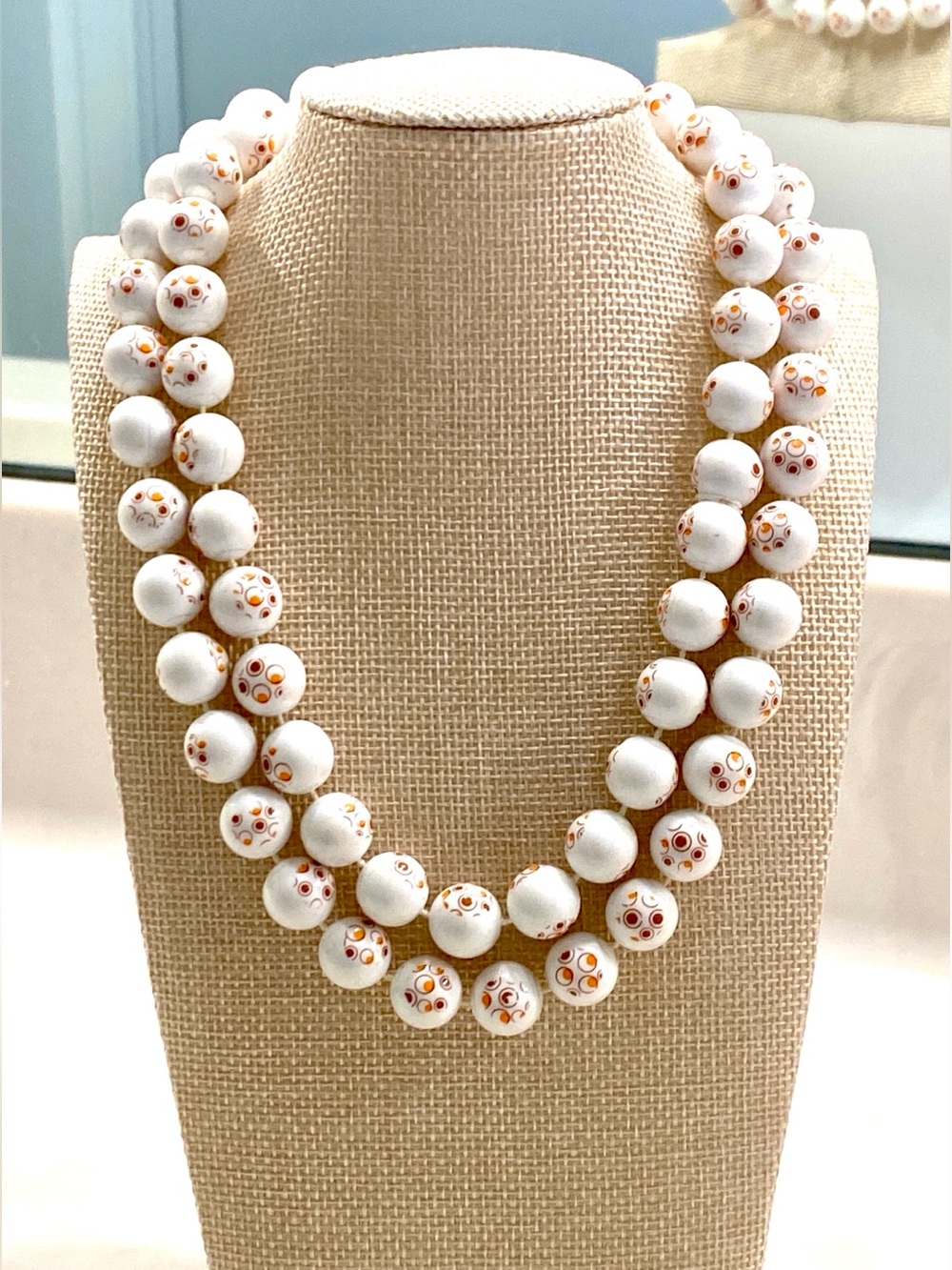 Vintage White Patterned Round Beaded Long Strand Necklace Retro Mid-Century